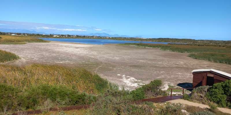 The featured photo for False Bay Nature Reserve: Rondevlei section 2