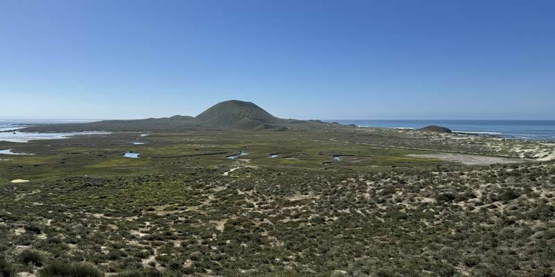 The featured photo for Valle Volcánico